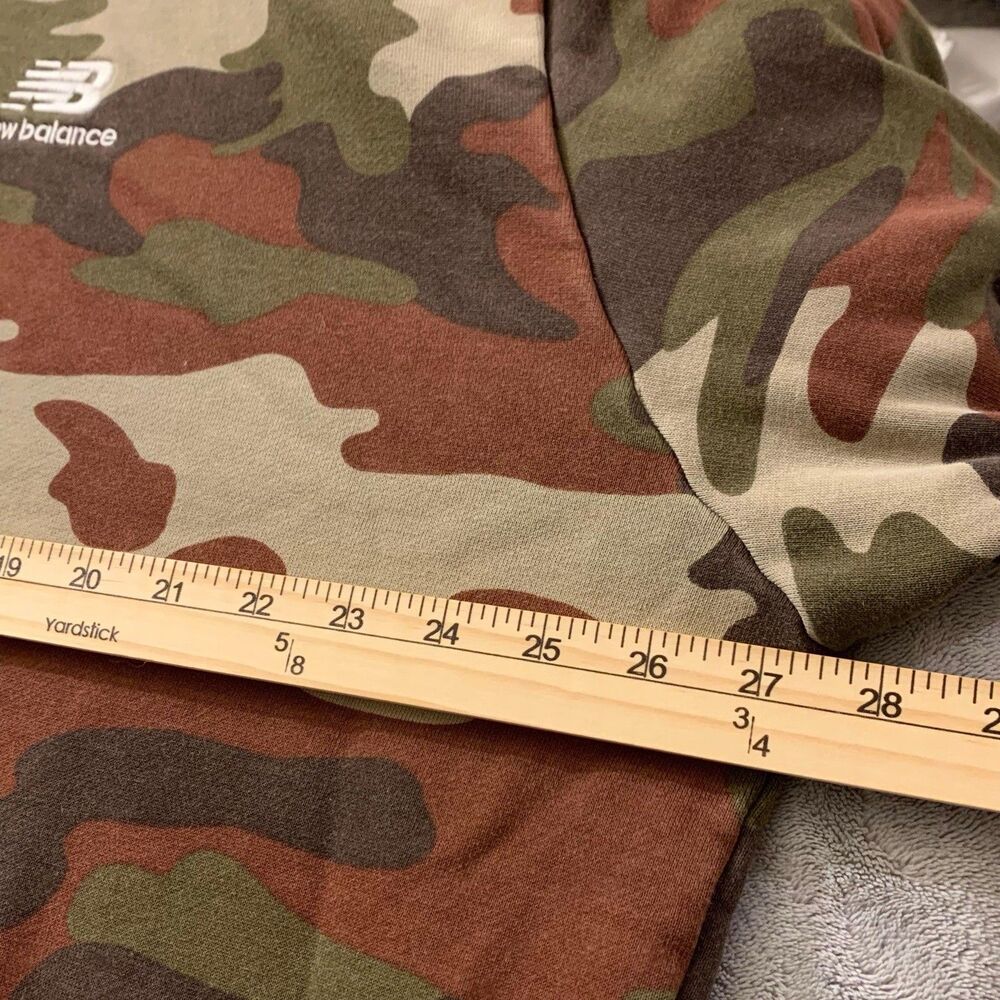 New Balance Camo Hoodie Men's XL Camouflage Pullover Sweatshirt Quilted Pocket - Picture 5 of 6